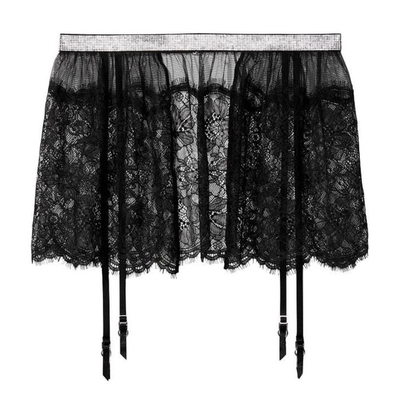 LUXURY GARTER SKIRT - Picture 1 of 12
